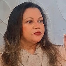Selma Maria, professora do curso